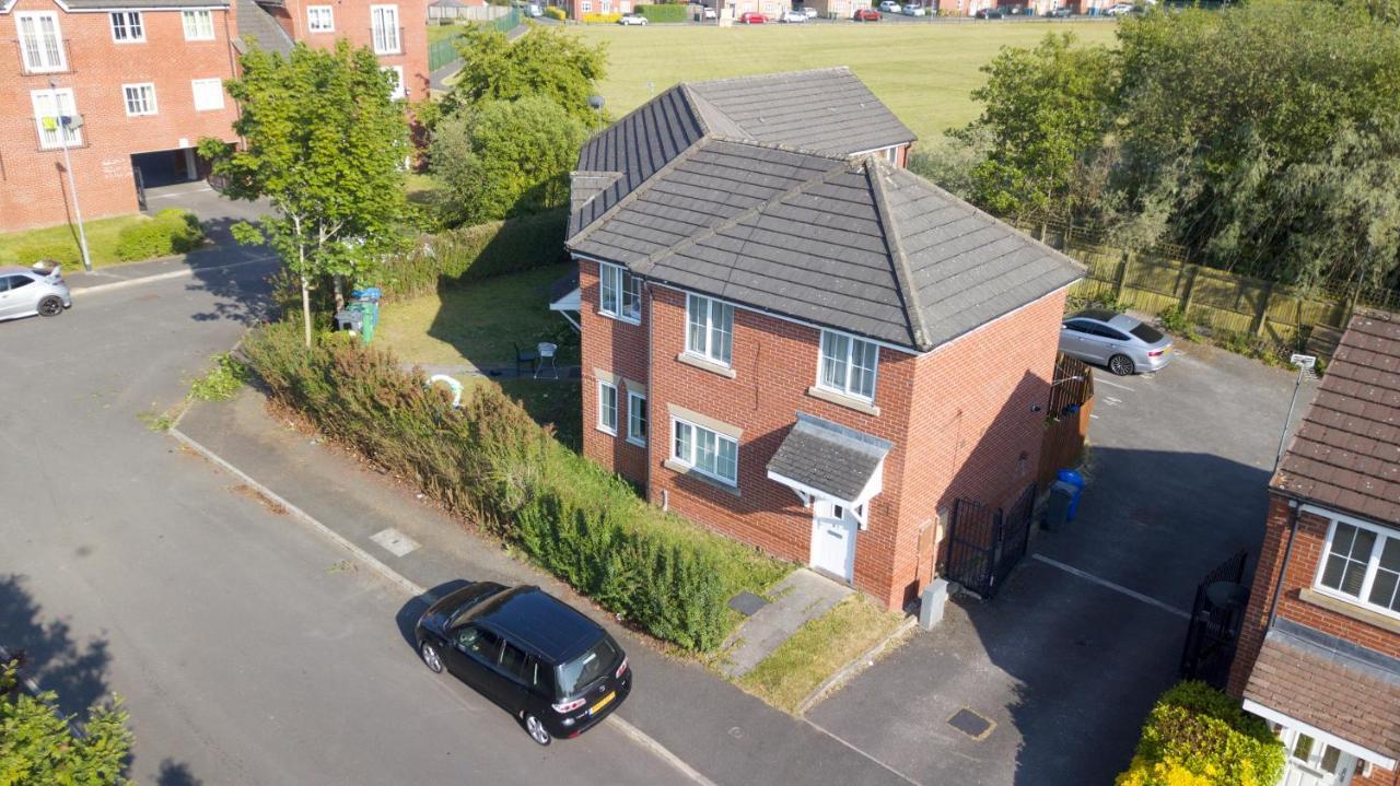 87 Rawsthorne Avenue Villa - Manchester, Manchester